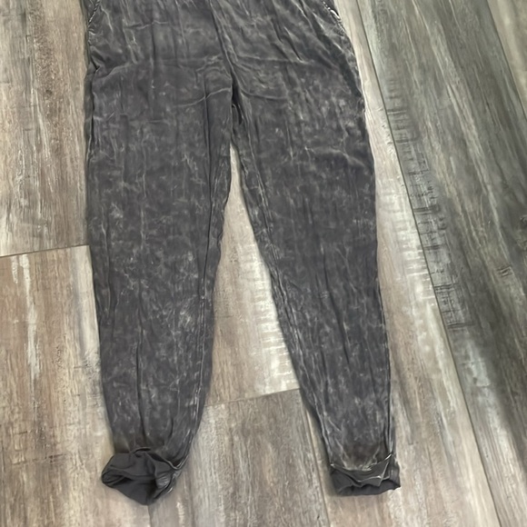 Revolve Chaser Heirloom Acid Wash Gray Jumpsuit small - Picture 6 of 10